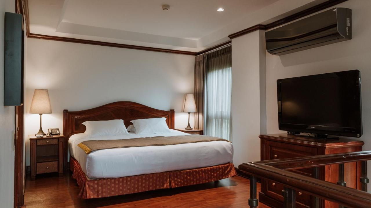 Hotel Park10 ميديلين المظهر الخارجي الصورة A bedroom at the hotel